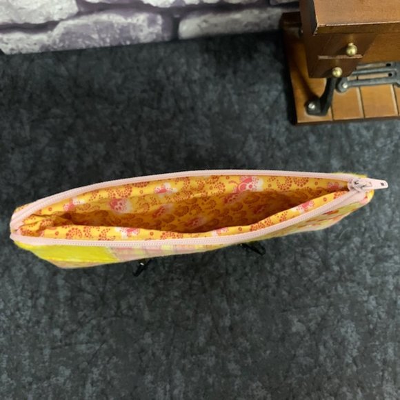 Handmade Quilted Wallet/Pouch - Picture 5 of 7